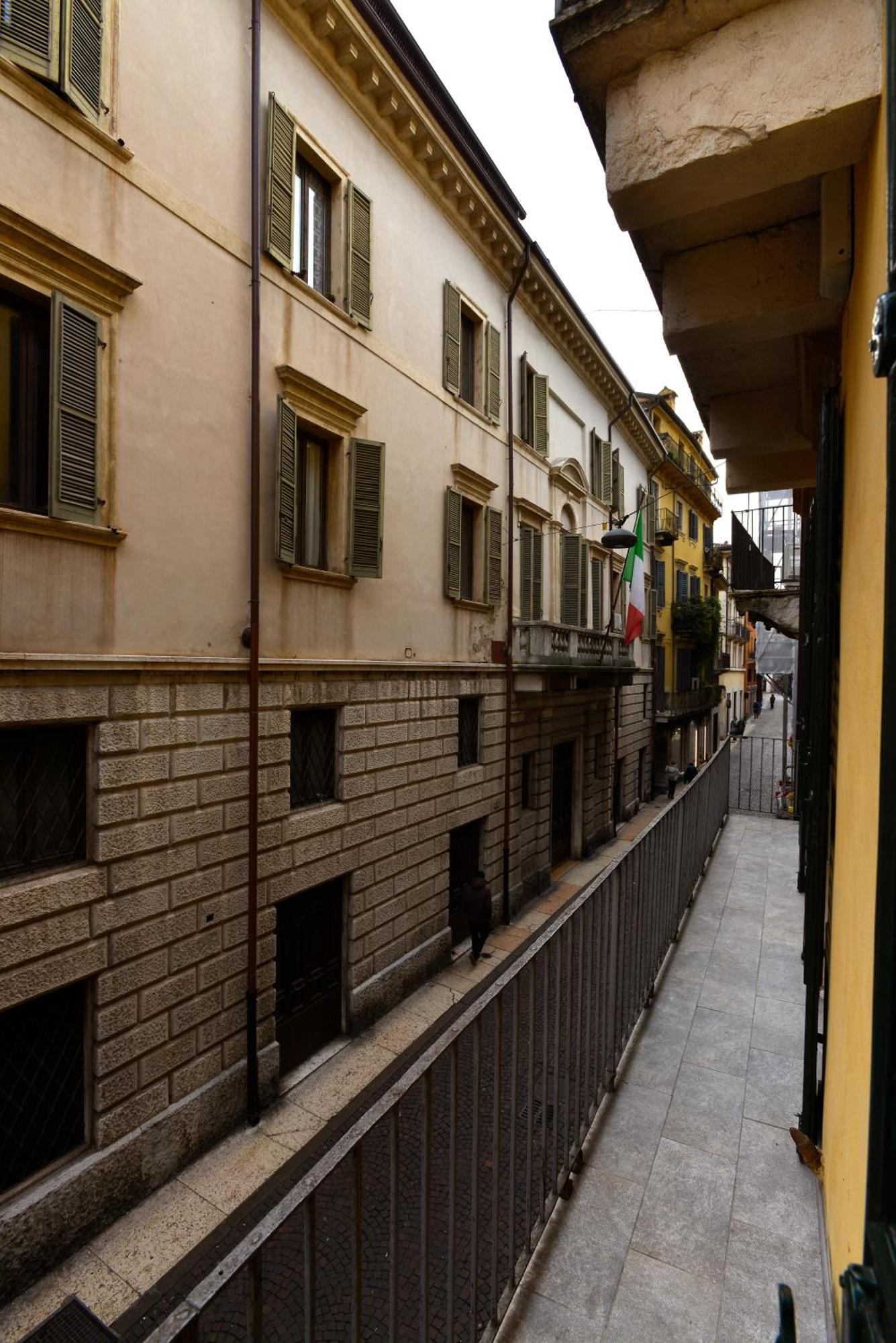 Giallo Dalia By Maison 73 Apartment Verona Exterior photo